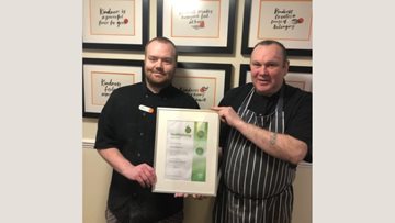 Glasgow care home receives Healthy Living Award